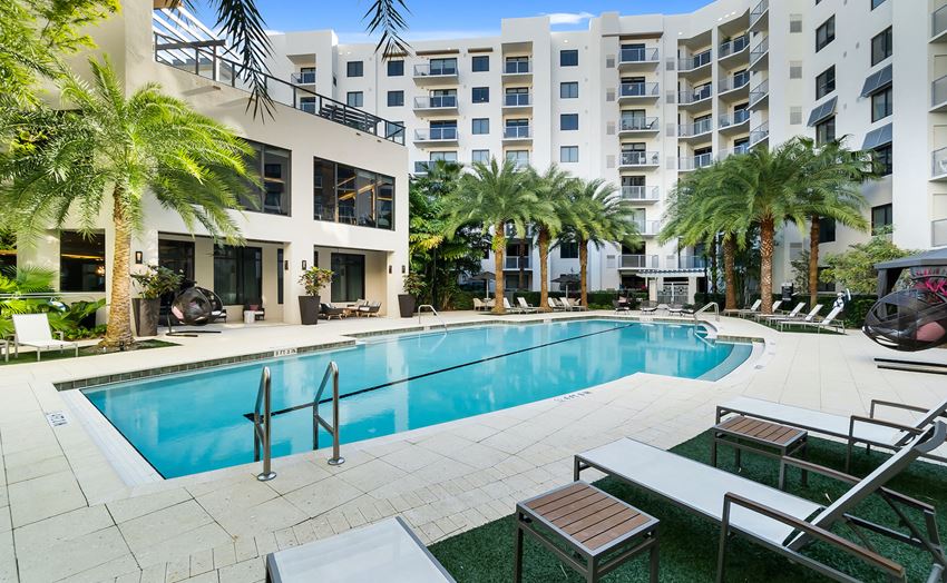 Sole At City Center Apartments, 499 Evernia Street, West Palm Beach, FL